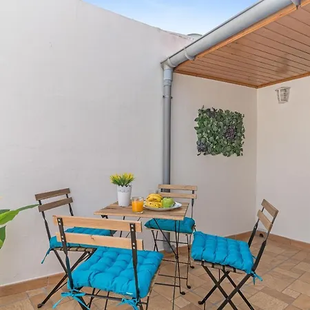 Apartamento Home2book Charming Attic Center, Terrace